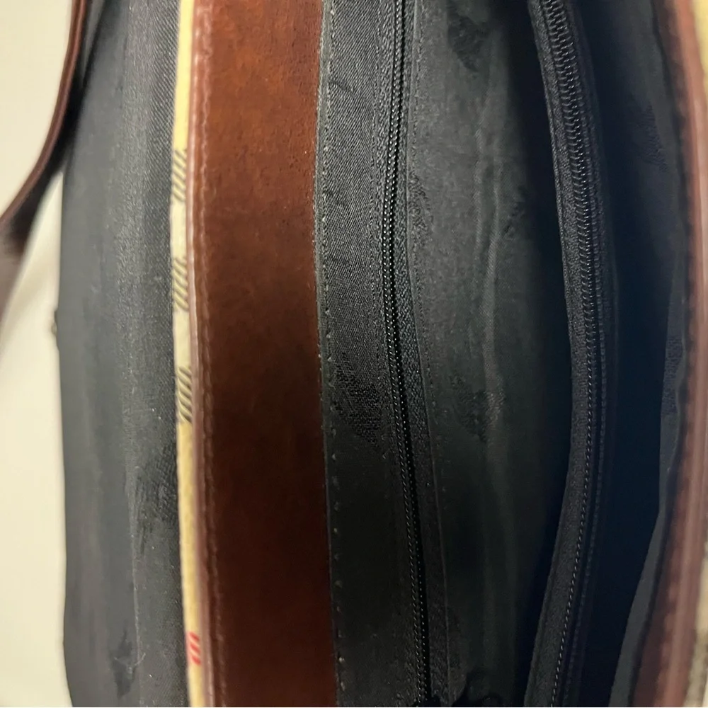 Burberry Vintage Nova Check Classic Haymarket Leather Bag Shoulder Crossbody Bag